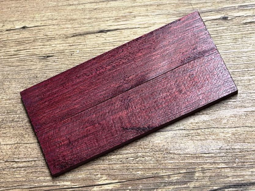 Griffschalen Amaranth für alle hier angebotenen Messerbausätze
