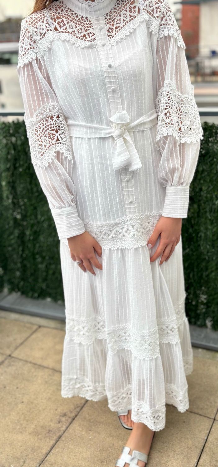 Robe Alex