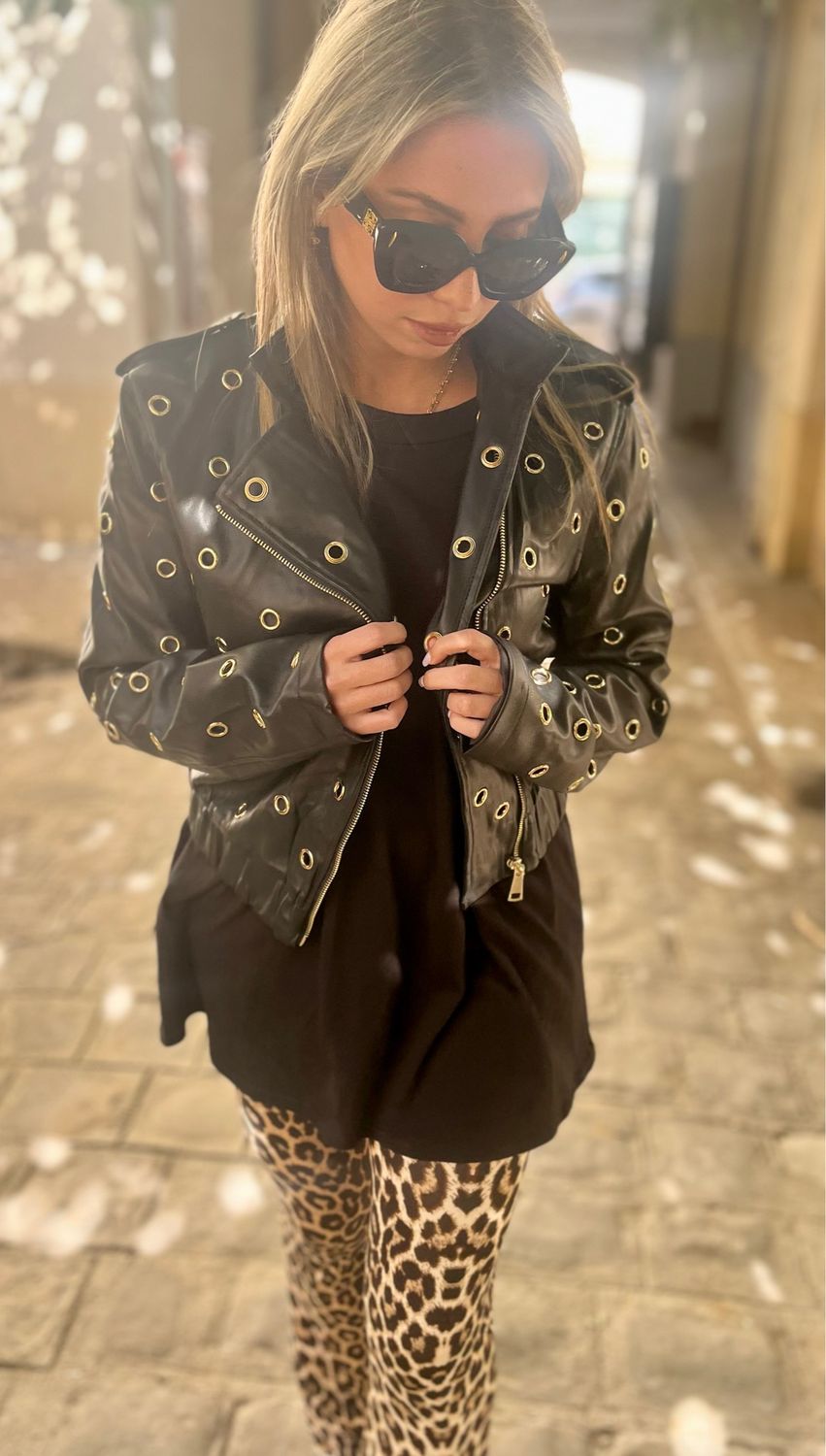 Veste simili œillets noir