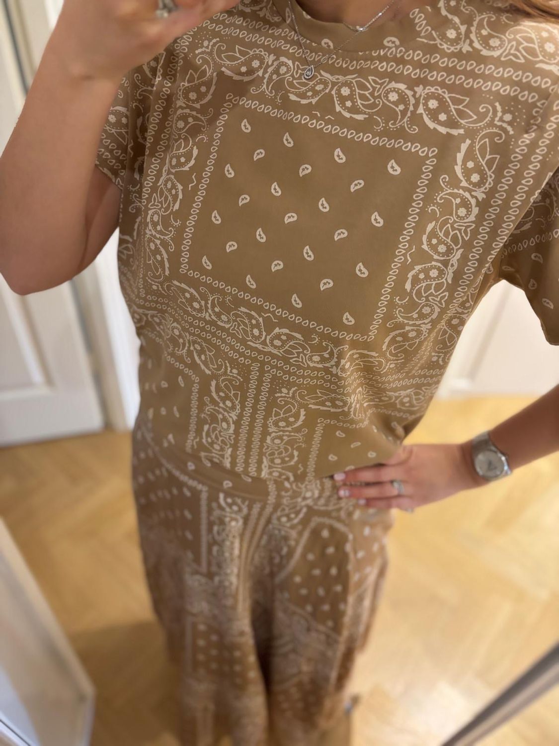 Tee shirt bandana camel