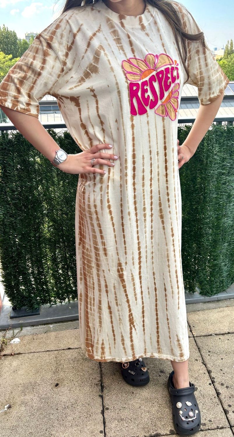Robe respect camel