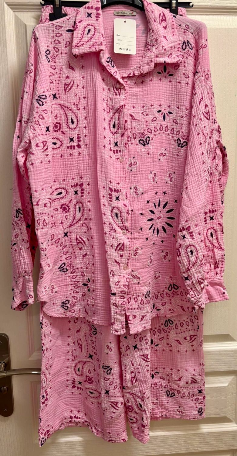 Ensemble bandana rose