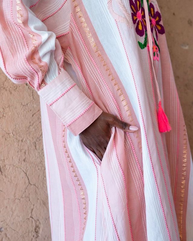 Robe golden