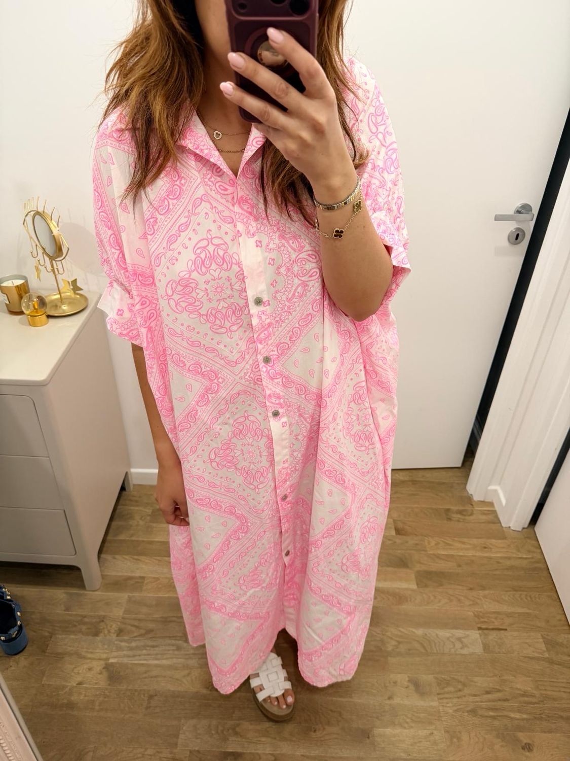 Robe Jess