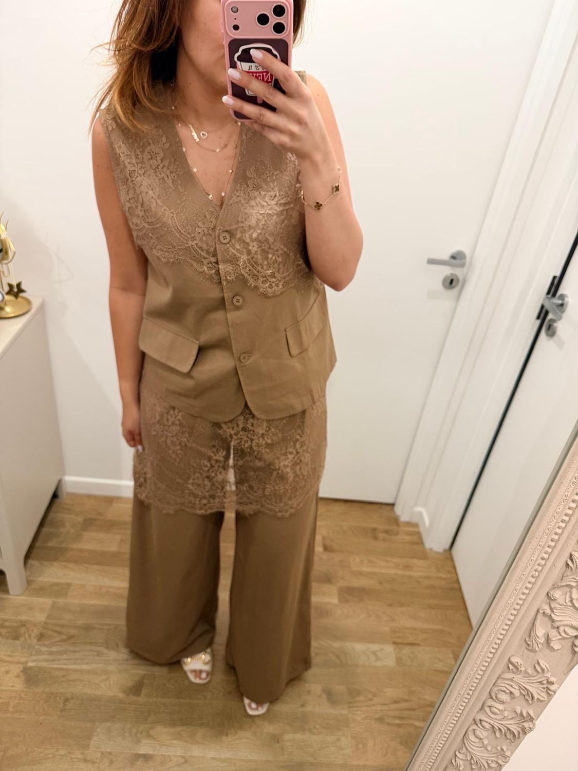 Ensemble Lola