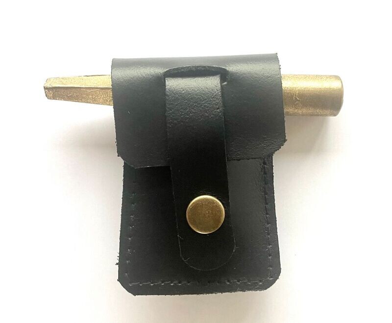 ETUI CUIR POUR CLE DE BERNE COMBINEE VOYAGEUR  AVEC PASSANT CEINTURE