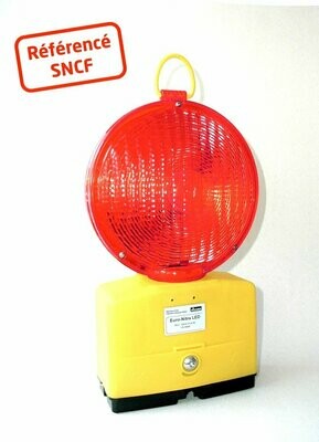 NISSEN Nitra LED-Doppelseiten-Eisenbahnleuchte, rot – Dauerlicht / Blinklicht NISSEN Nitra LED-Doppelseiten-Eisenbahnleuchte, rot – Dauerlicht / Blinklicht