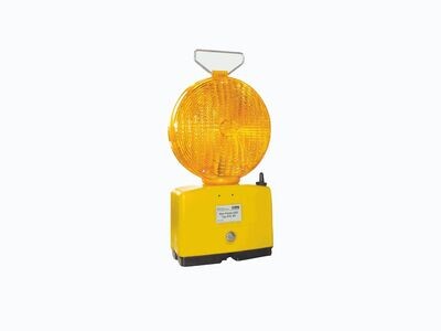 Lampe ferroviaire NISSEN Nitra LED double face jaune – Fixe / Clignotant Lampe ferroviaire NISSEN Nitra LED double face jaune – Fixe / Clignotant