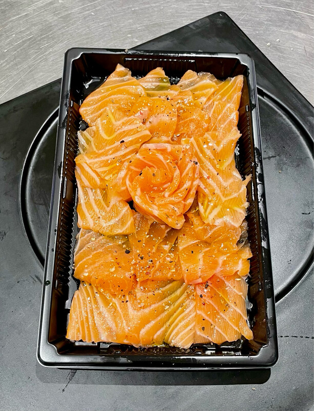 Carpaccio de saumon Label Rouge tranché finement