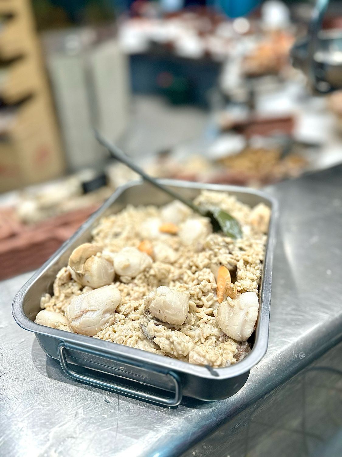 Risotto crémeux aux noix de Saint-jaques et aux cèpes, recette artisanale gourmande aux saveurs de la mer