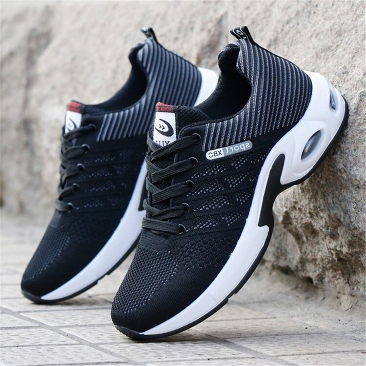 Sport shoes (black)