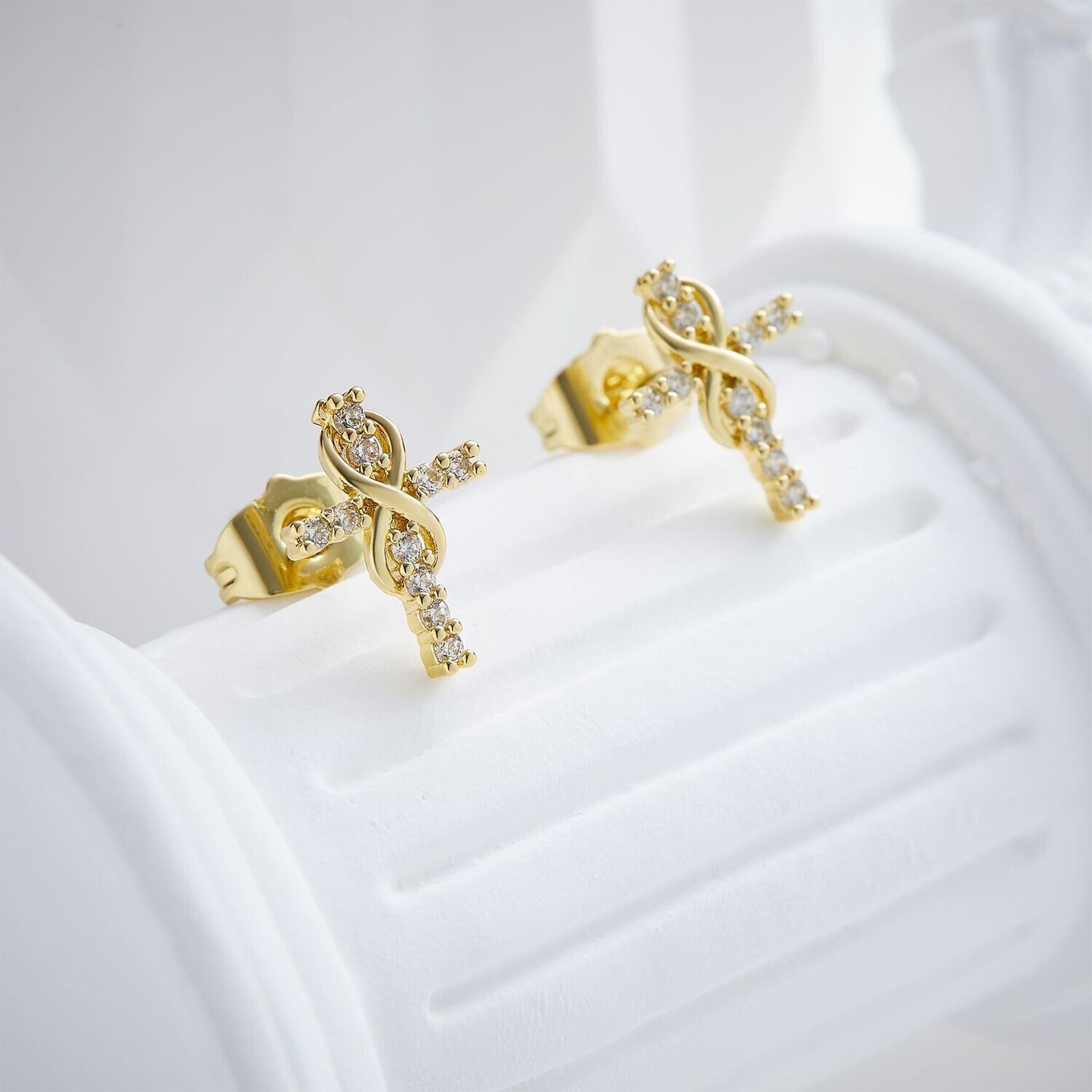Vintage fashion jewelry stud Girls adults gold plated cross earrings