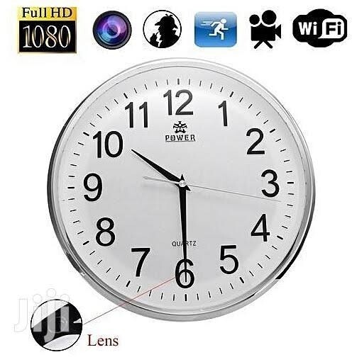 Wall Clock with 1080P Smart Wireless Wi-Fi Camera TF Card Recording With Audio Black White