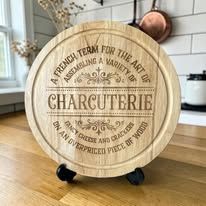 30cm Decorative Bread Board (Charcuterie) 30cm Decorative Bread Board (Charcuterie)