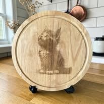 30cm Decorative Bread Board (Sitting Kitten) 30cm Decorative Bread Board (Sitting Kitten)
