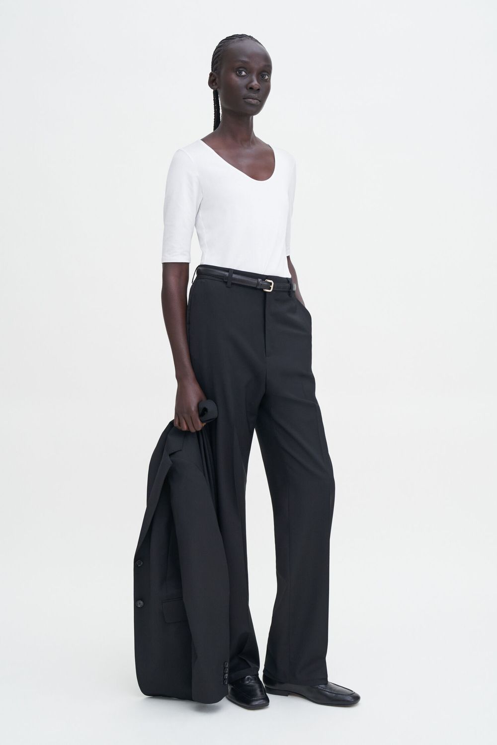 Scoop neck top white