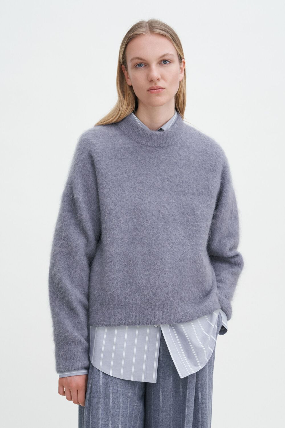 Fluffy Sweater lila-grau
