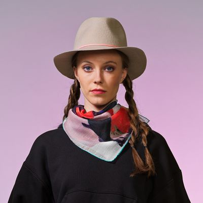 Nicki Wool TRACKS salmon