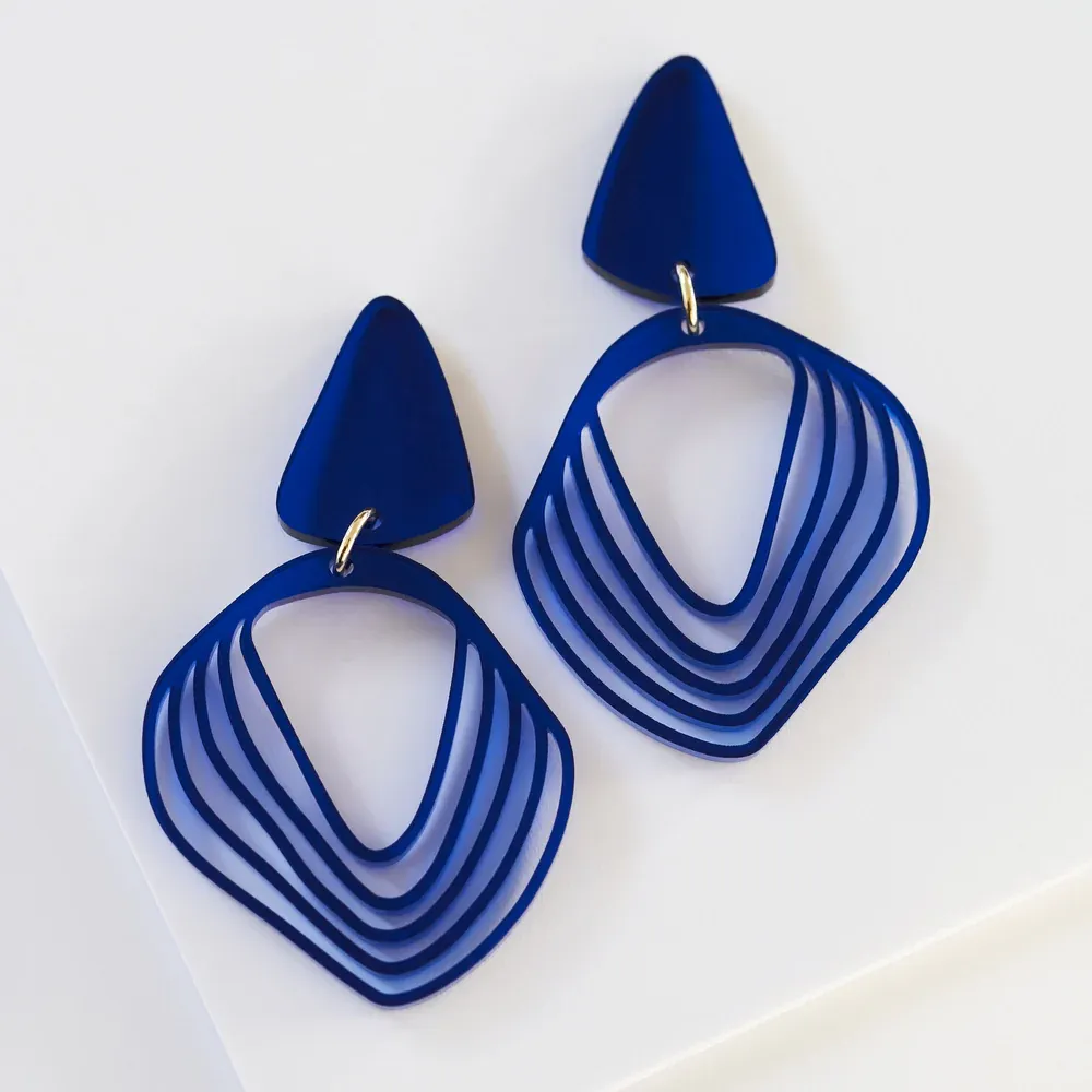 ANIKÓ Statement Ohrringe dark blue