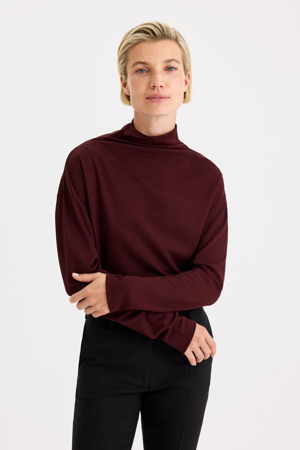 Twisted Neck Top dunkel burgundy
