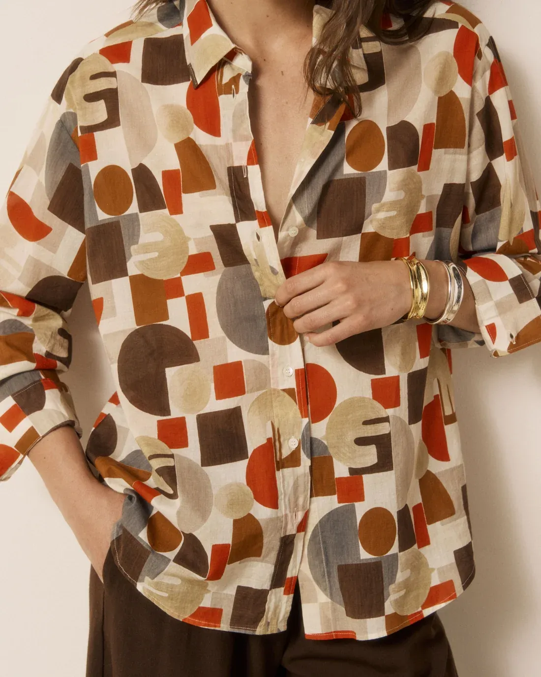 Bluse CINEMA red and brown geometric print