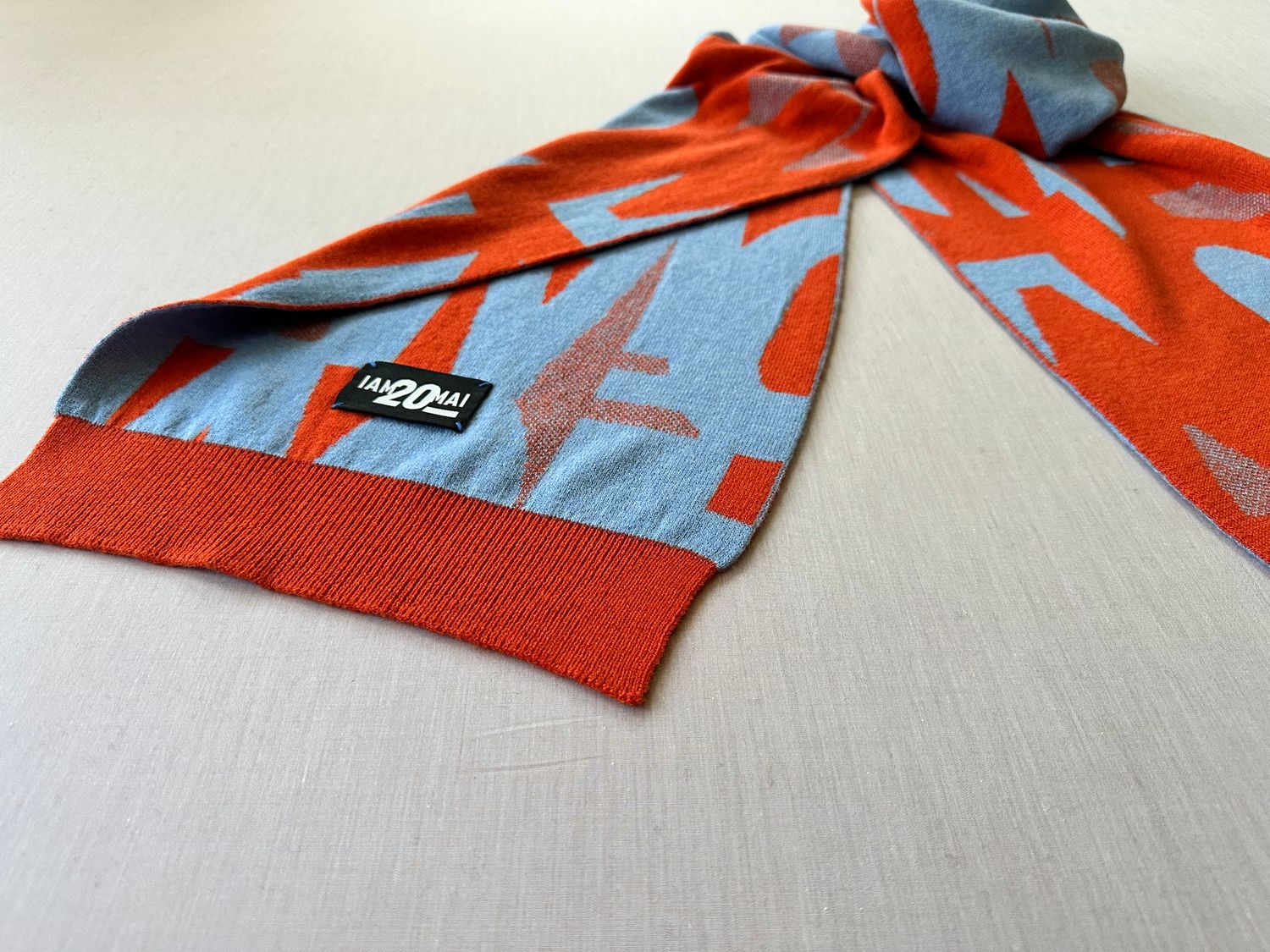 I AM 20 MAI Schal orange+lightblue