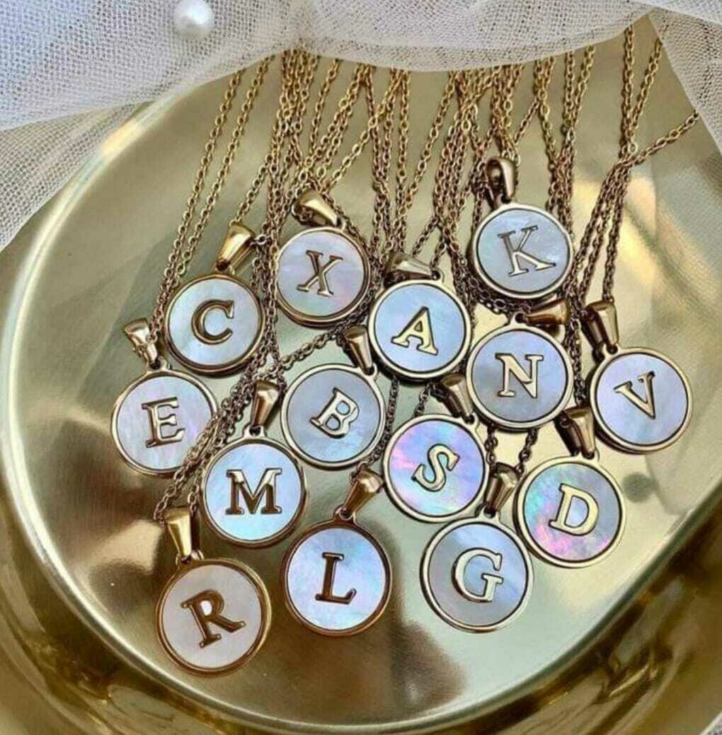 Cadenas de iniciales de nacar