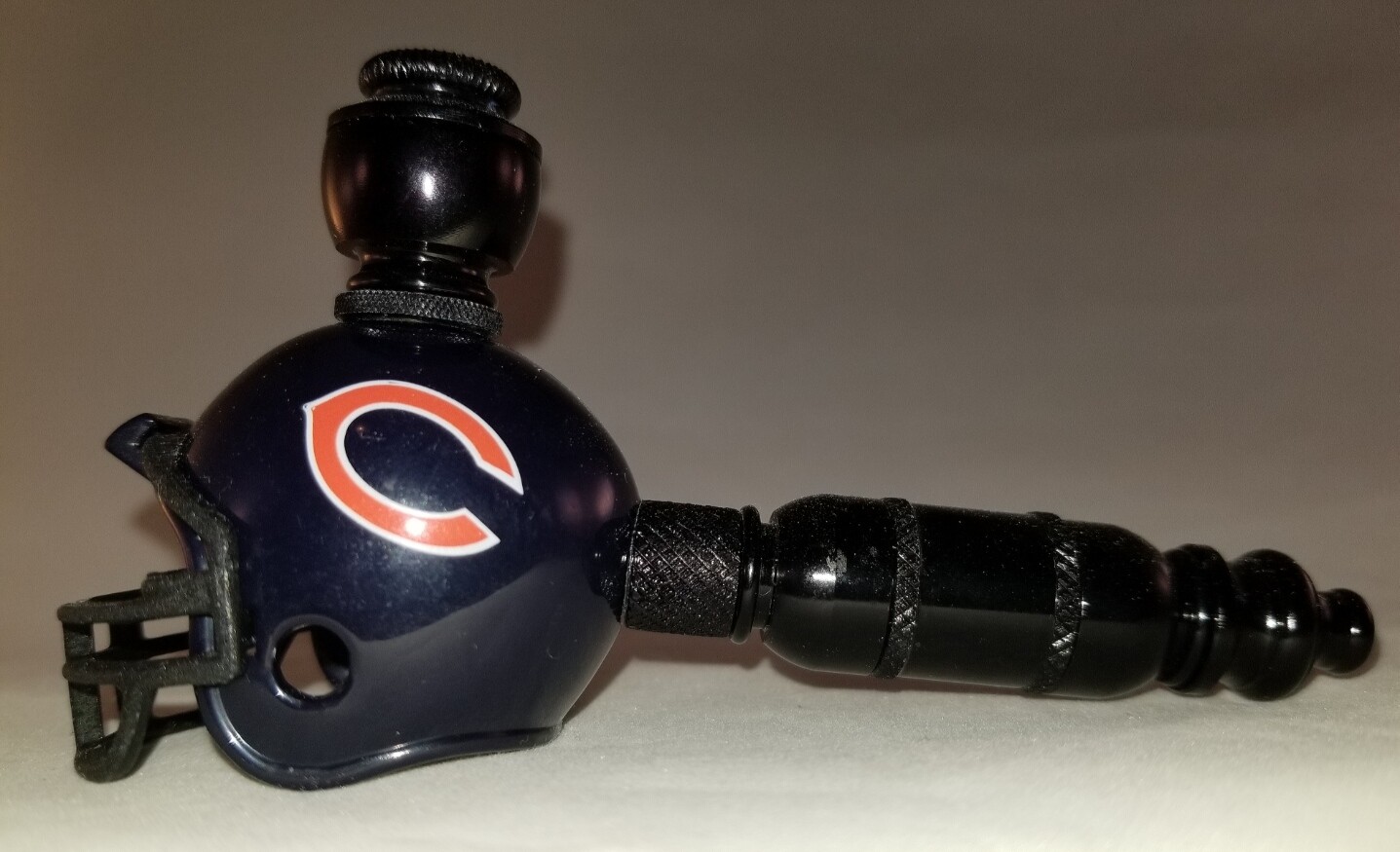 CHICAGO BEARS "BAD ASS" NFL FOOTBALL HELMET SMOKING PIPE Small Straight/Black Anodized