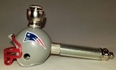 NEW ENGLAND PATRIOTS FOOTBALL HELMET SMOKING PIPES Long Stem/Nickel/Clear Stem