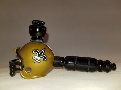 NEW ORLEANS SAINTS "BAD ASS" NFL FOOTBALL HELMET SMOKING PIPE Small Straight/Black Anodized