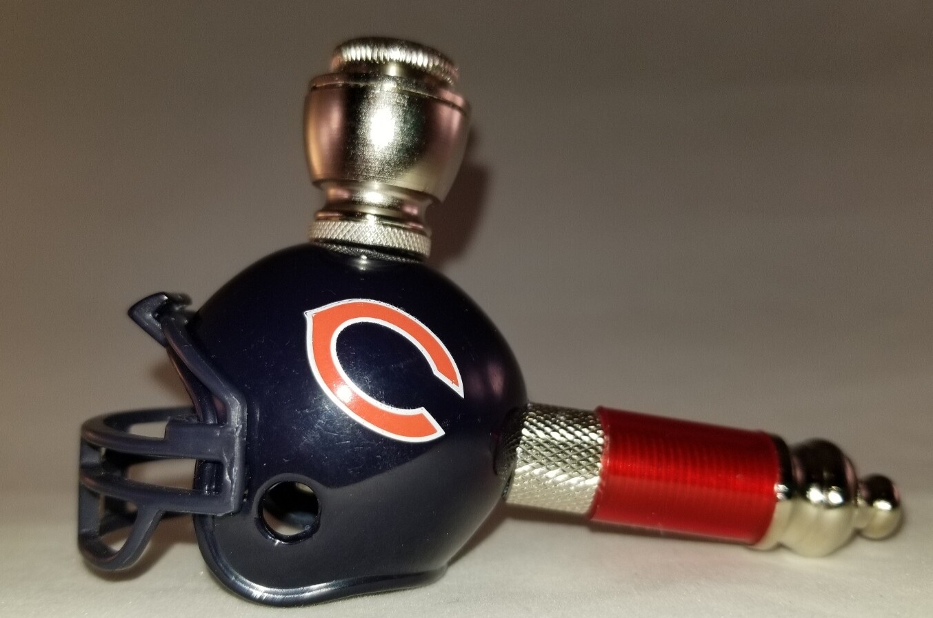 CHICAGO BEARS NFL FOOTBALL HELMET SMOKING PIPE Mini/Nickel