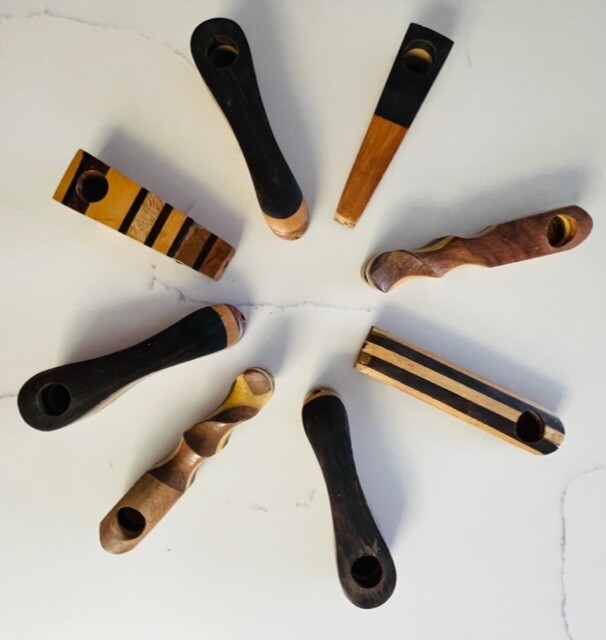 SMALL WOODEN PIPES