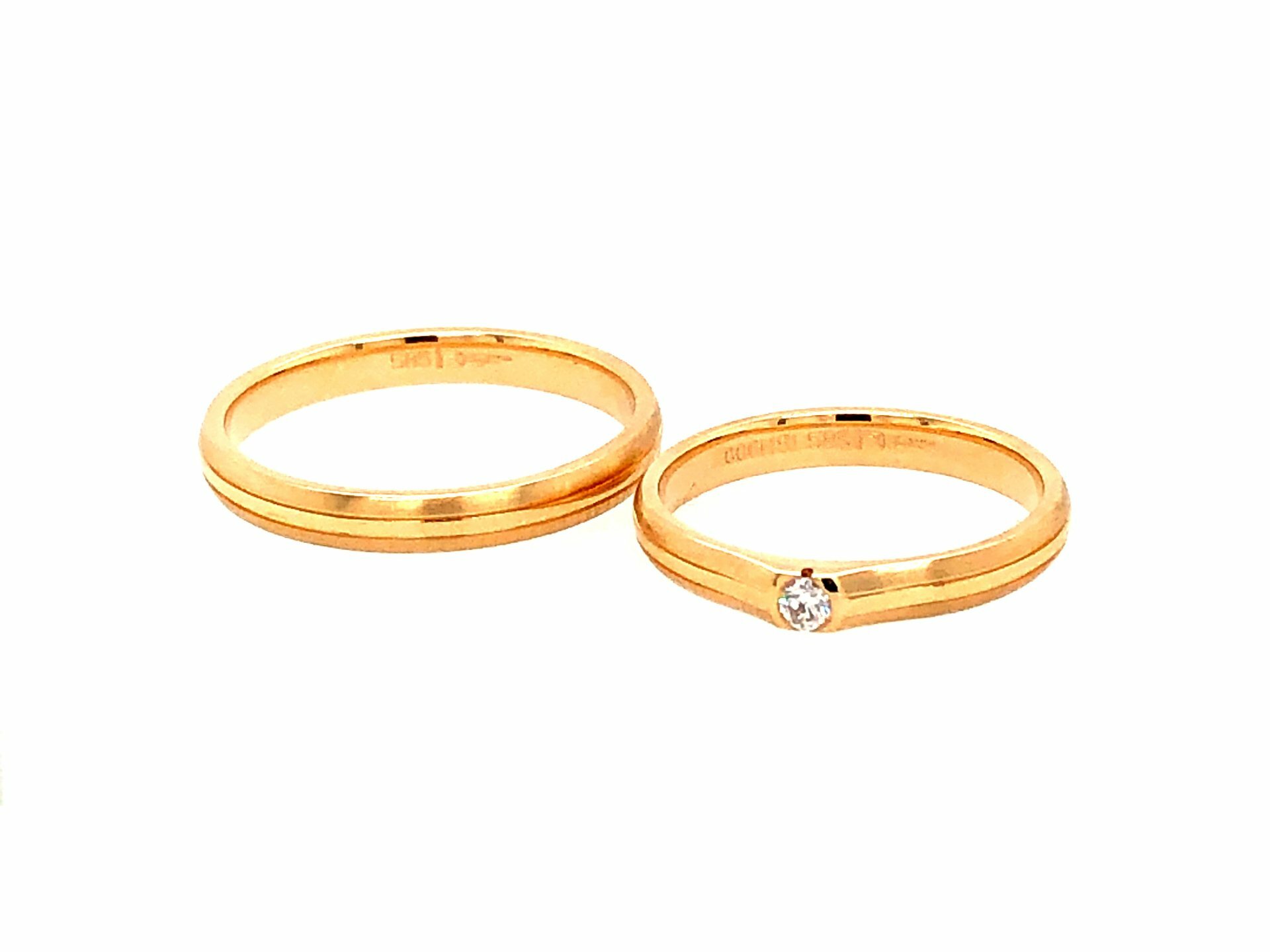 Trauringpaar in Gold