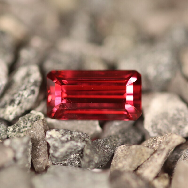 Spinelle Rouge Rose 2.07 Ct
