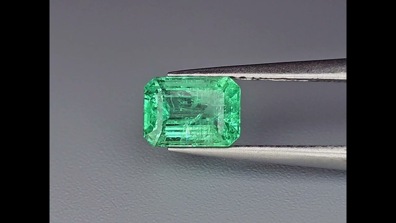 Émeraude 1.54 Ct