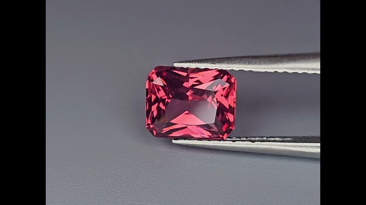 Spinelle Rouge 2.24 Ct