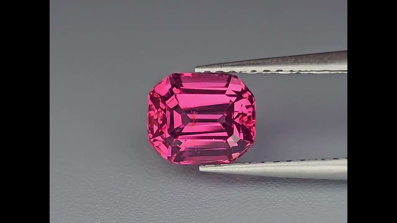 Spinelle Violet Rose 1.84 Ct