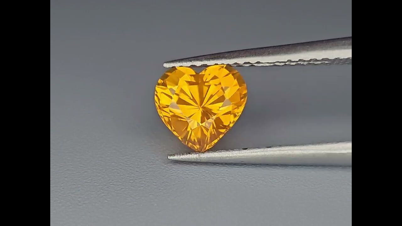 Saphir Jaune 1.53 Ct - Chauffé