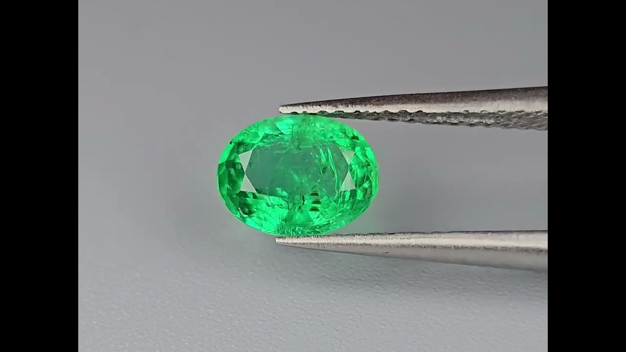Émeraude 1.08 Ct