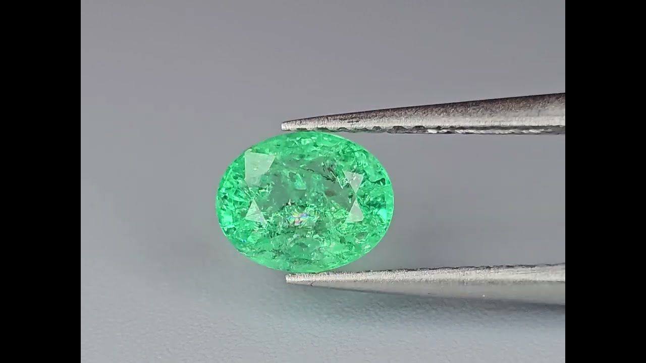 Émeraude 0.99 Ct