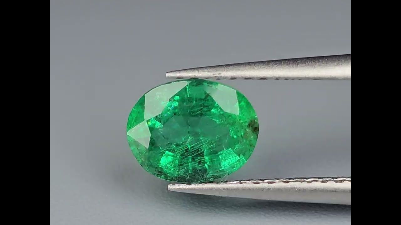 Émeraude 1.12 Ct