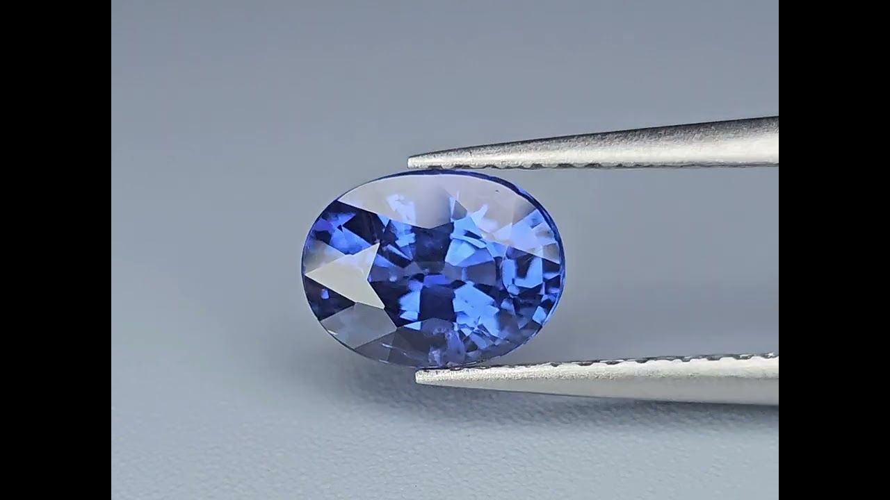 Saphir Bleu 1.78 Ct - Traité