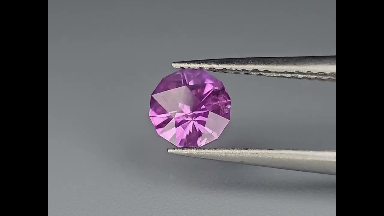 Saphir Rose Violet 0.89 Ct - Chauffé