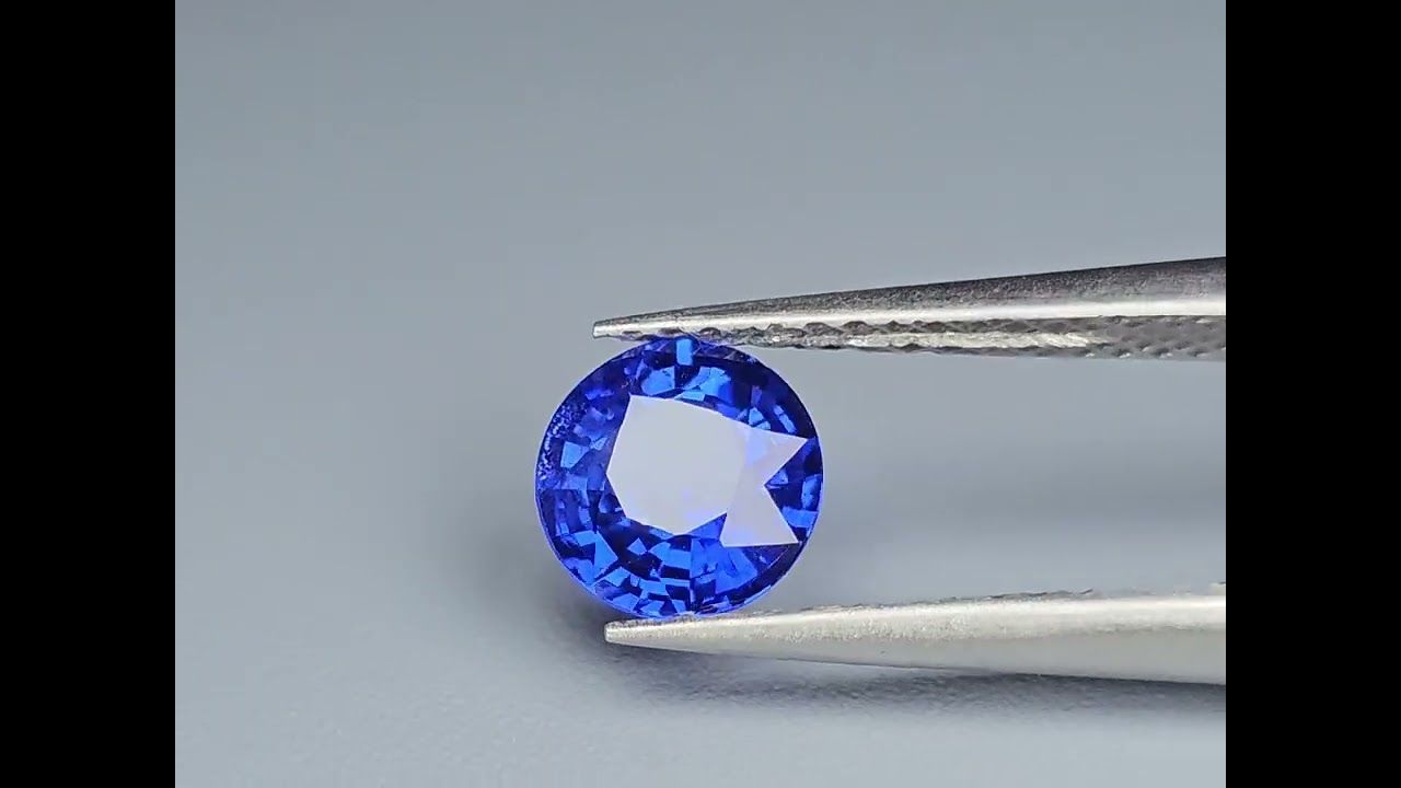 Saphir Bleu 1.06 Ct - Traité