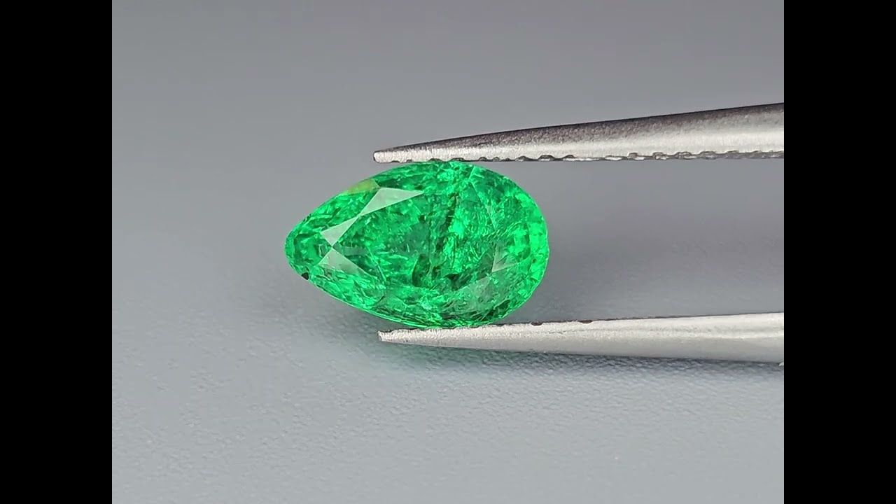 Émeraude 1.47 Ct