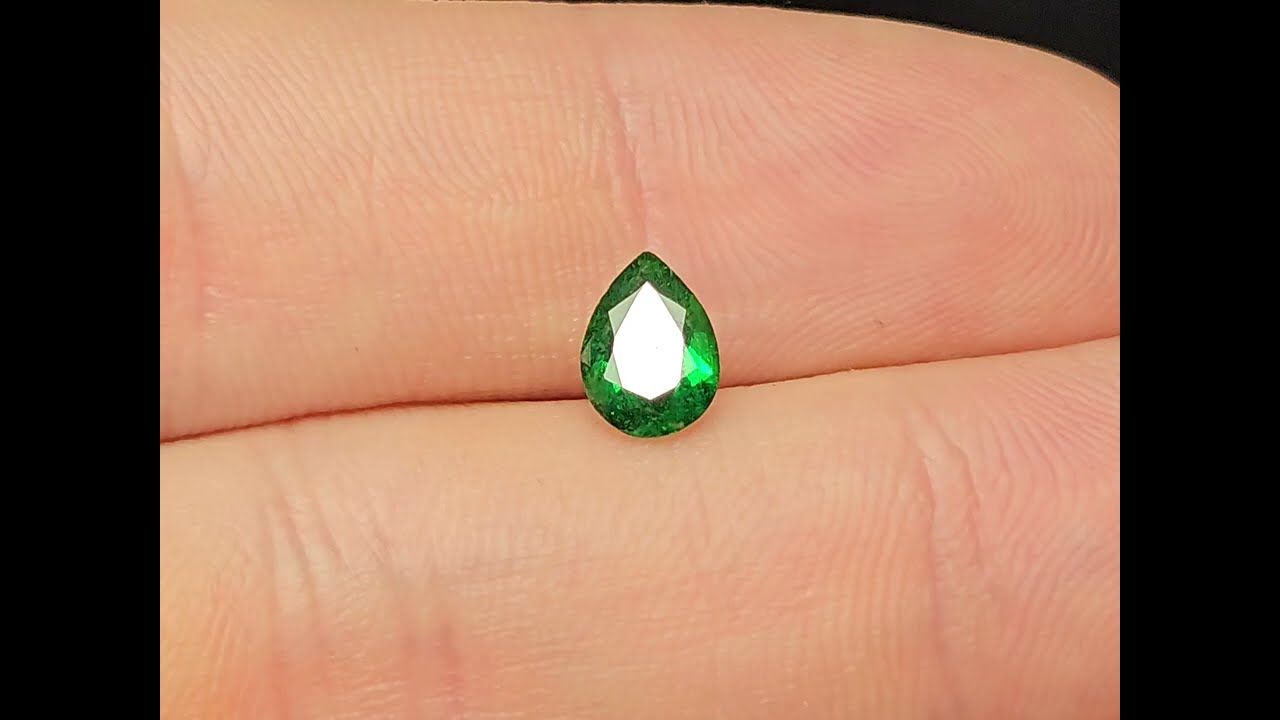 Grenat Tsavorite 1.21 Ct