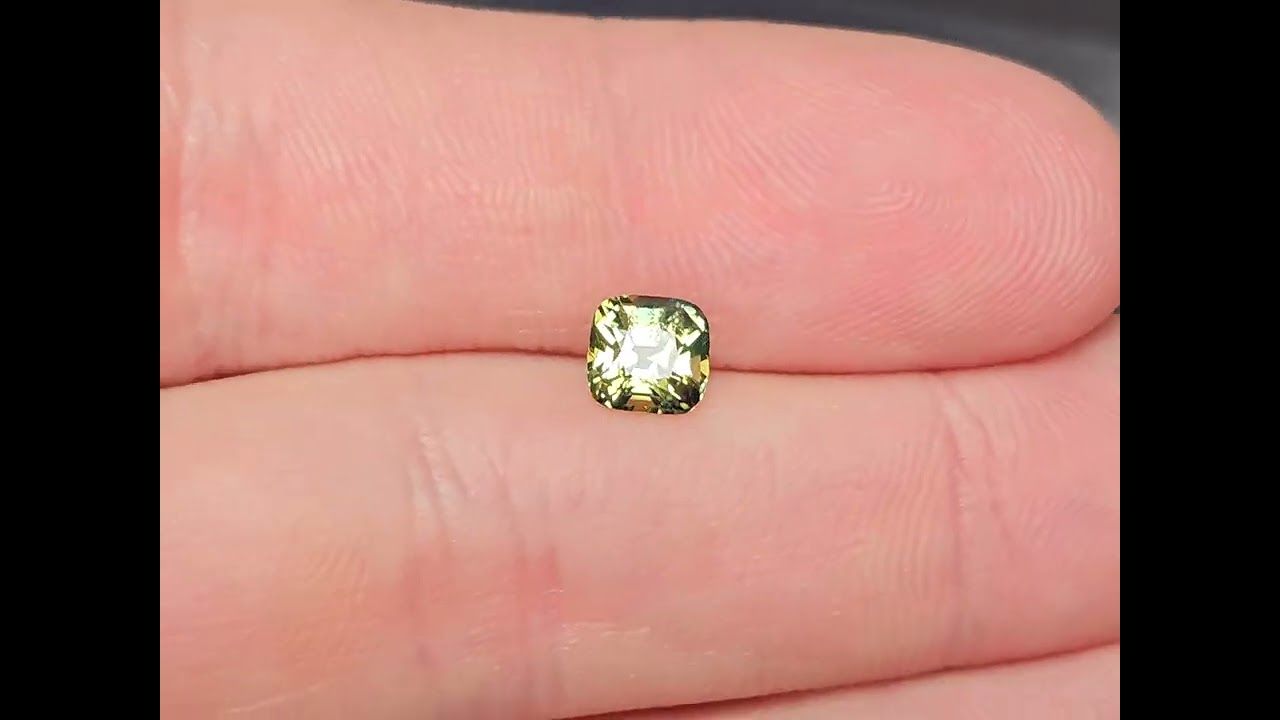 Saphir Vert Jaune 1.36 Ct - Non chauffé