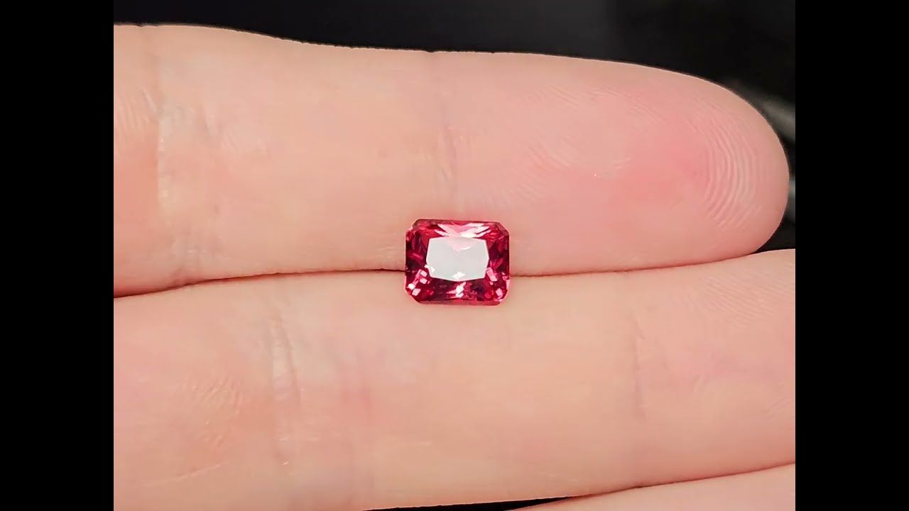 Spinelle Rouge 2.24 Ct
