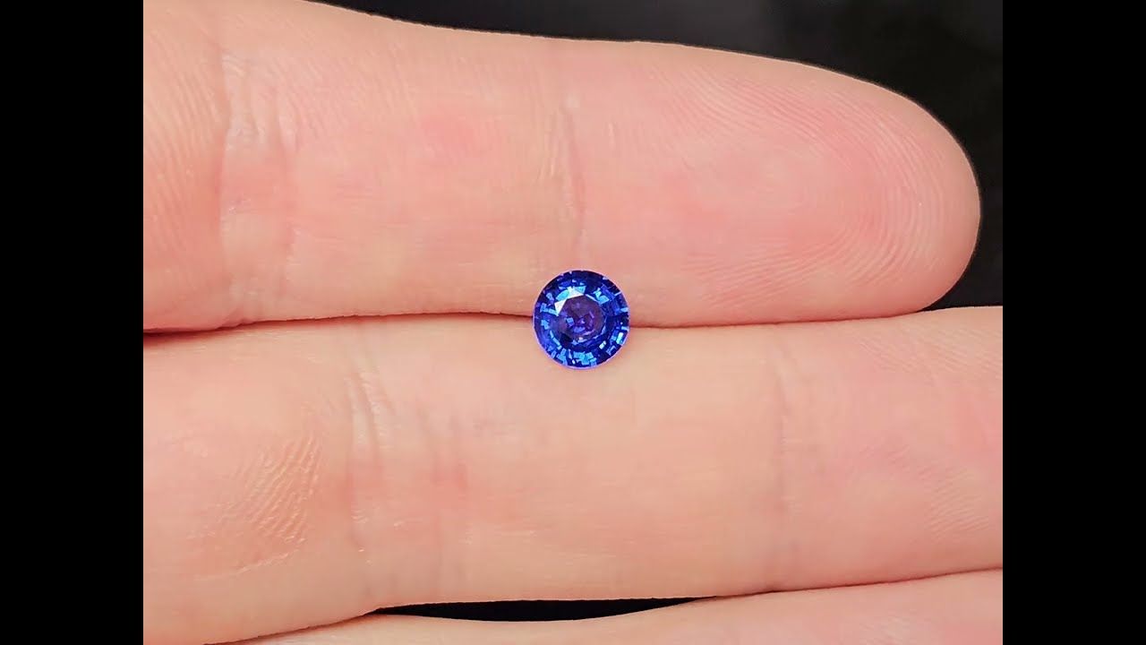 Saphir Bleu 1.06 Ct - Traité