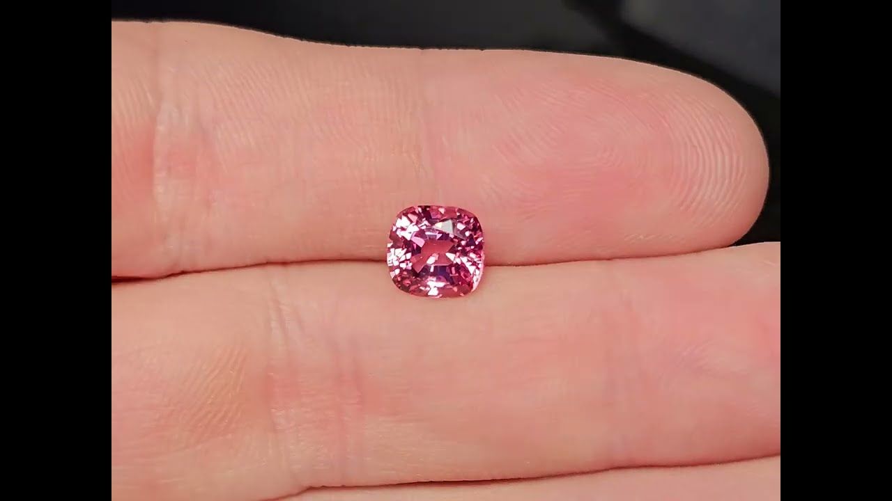 Spinelle Rose 2.32 Ct